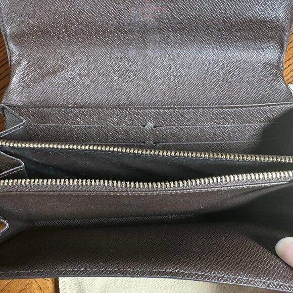 Louis Vuitton Brown Damier Wallet - Picture 8 of 13